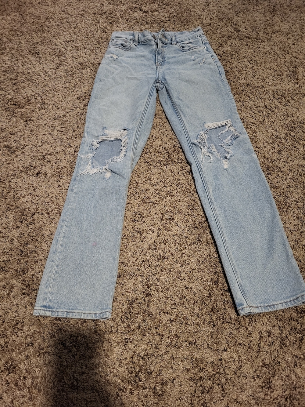 American Eagle Outfitters Light Wash Distressed Straight Leg Jeans